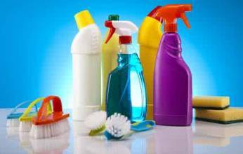 Como armazenar produtos químicos com segurança na vida diária？